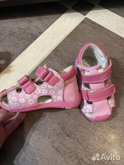 Босоножки для девочки