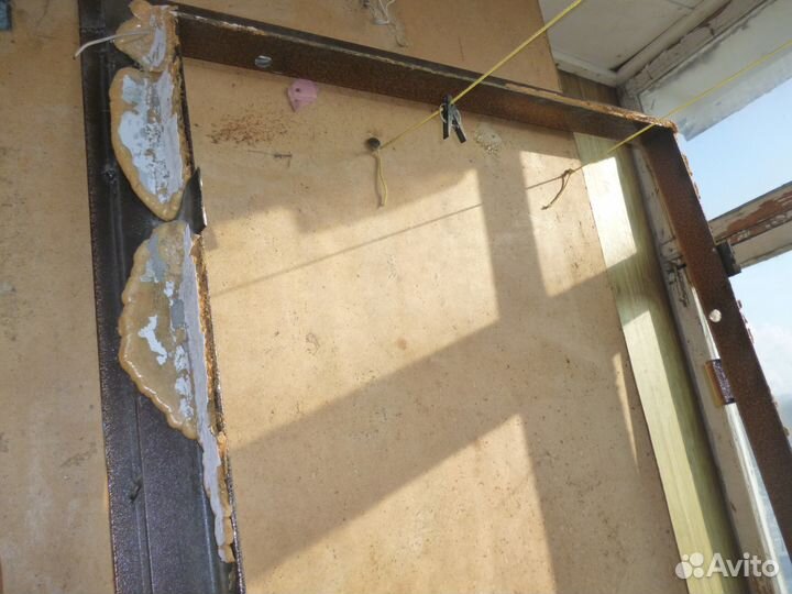 Металлическая коробка для стандартной двери