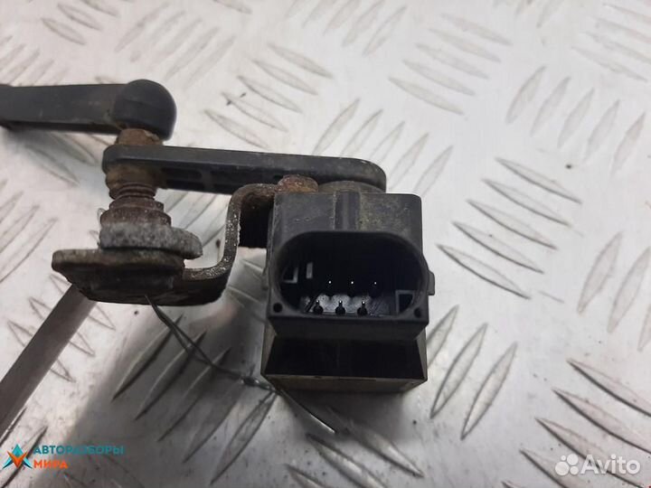 Датчик дорожного просвета BMW 5 E60/E61 рест. 2010