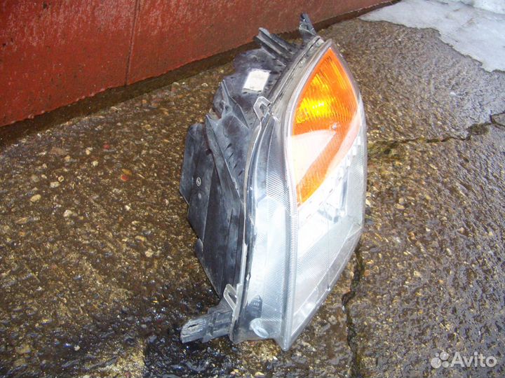 Фара левая Форд Фьюжн с05-12г