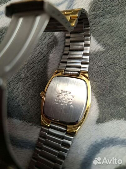 Часы casio quartz