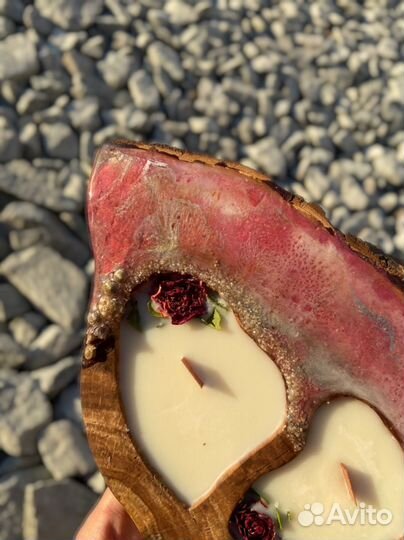 Аромасвеча с розовым морем