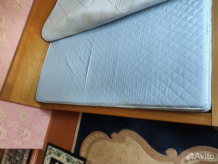 Кровать IKEA sultan mane 210*200 с матрасами