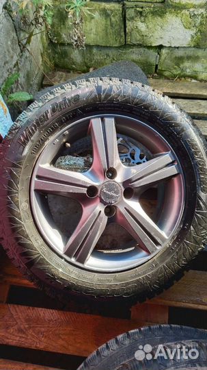 Комплект дисков с резиной