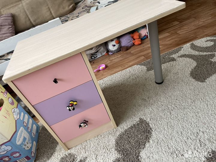 Детский столик