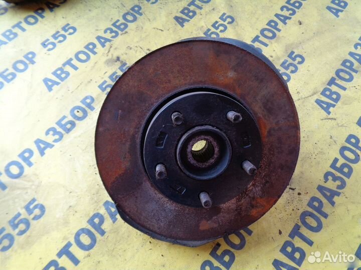 Кулак передний левый Mazda 3 BK 2003-2008 Z6