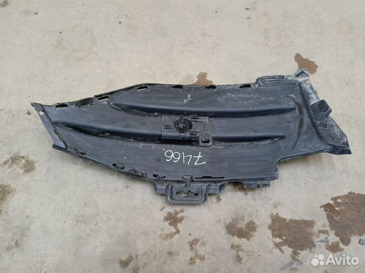 Решетка бампера переднего левая Mercedes GLC X253