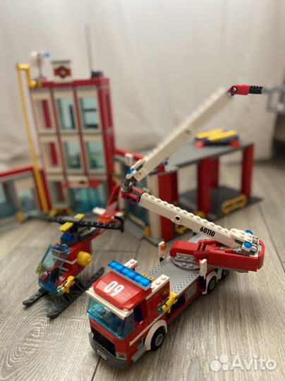 Lego City пожарная станция 60110