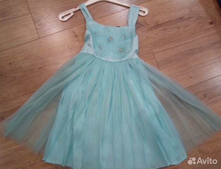 Нарядное платье для девочки 98