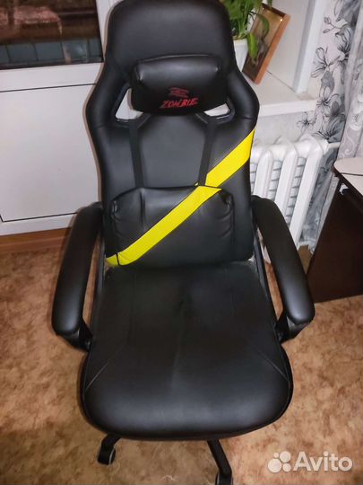 Игровое кресло zombie driver