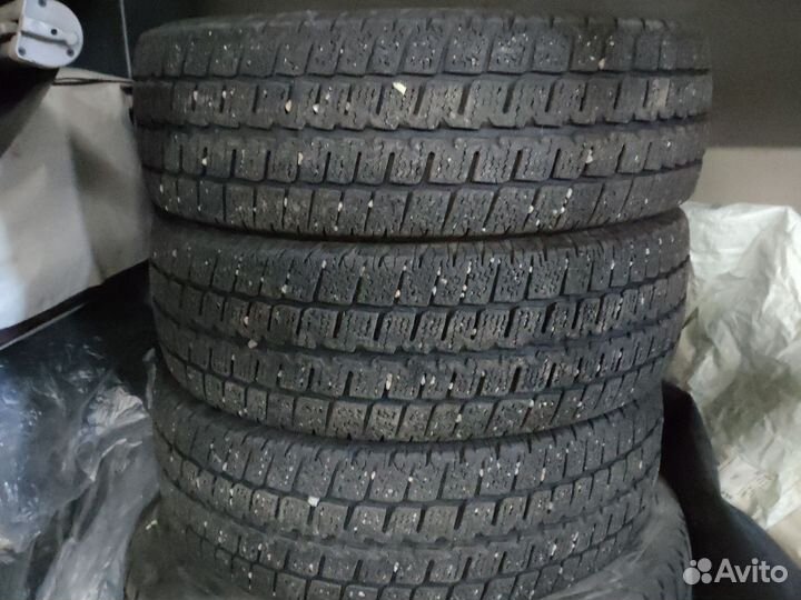 Matador MPS 530 Sibir Snow Van 205/70 R15C 106