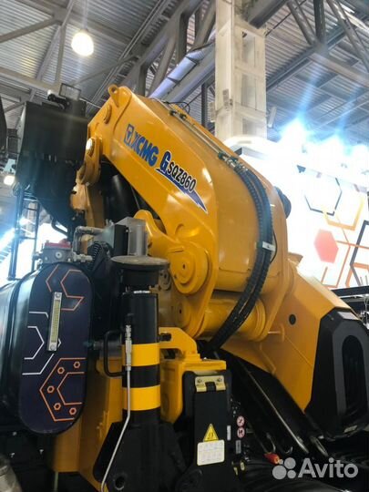 Бортовой грузовик FAW J6 с КМУ XCMG, 2025