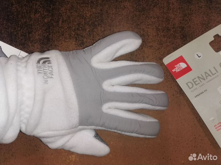 Перчатки the north face