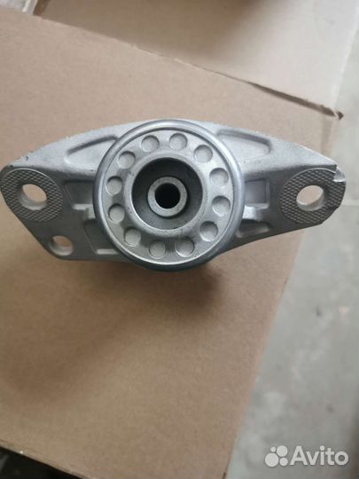 Опора амортизатора