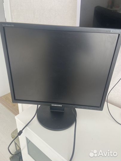 Монитор Samsung 19