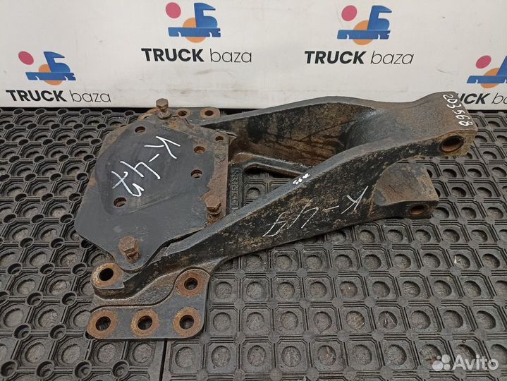 54901291244710 Кронштейн реактивной тяги