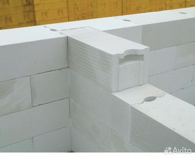 Бригада строителей