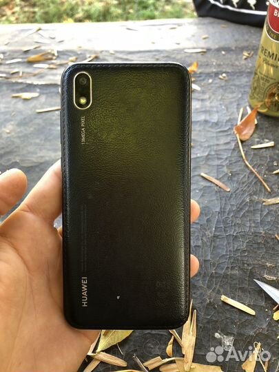 HUAWEI Y5 (2019), 2/32 ГБ
