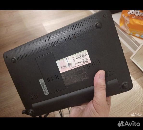 Нетбук asus