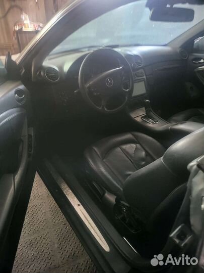 Mercedes-Benz CLK-класс 2.6 AT, 2003, 326 000 км