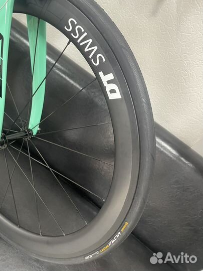 Карбоновый шоссейный велосипед