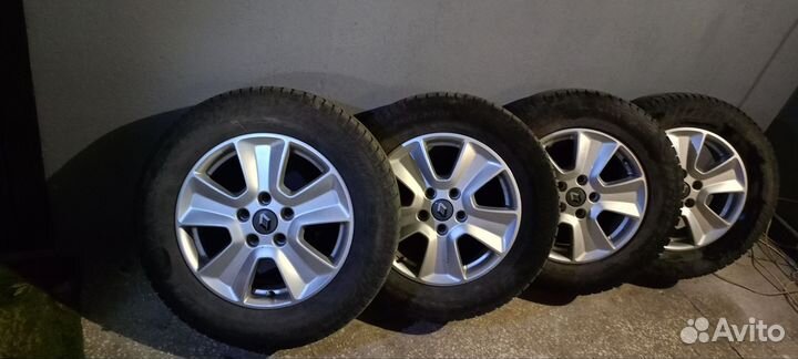 Диски с шинами R16 Б/У в отличном состоянии