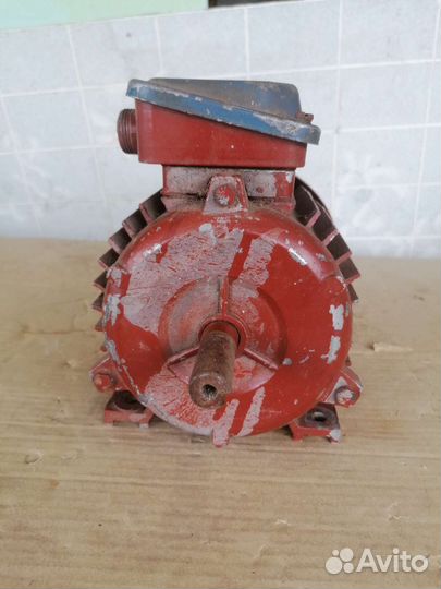 Электродвигатель