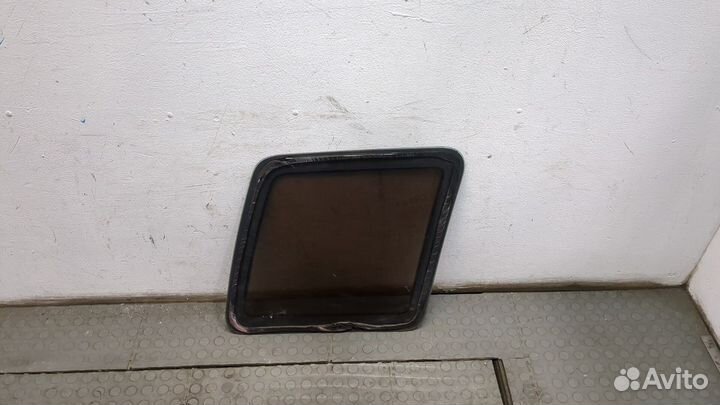 Стекло кузовное боковое левое заднее Land Rover Freelander 1