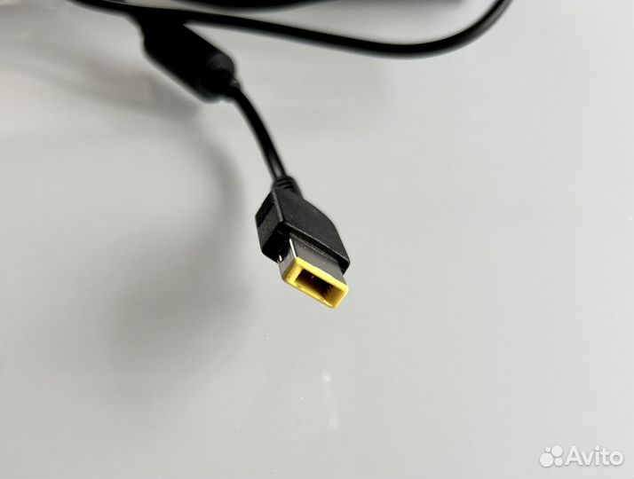 Блок питания для ноутбука Lenovo 20V -2,25A