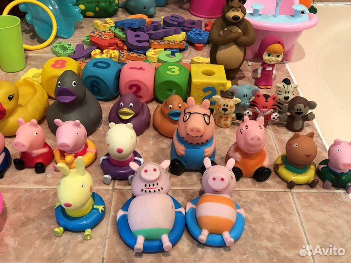 Игрушки для купания для ванной