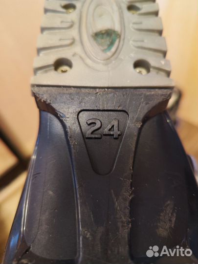 Горнолыжные ботинки salomon irony x5/v2