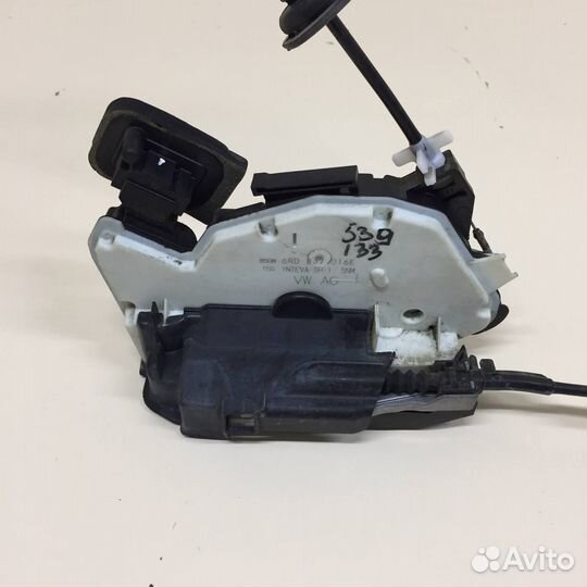 Замок двери передней правой Volkswagen Polo MK5 20