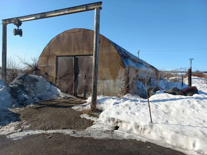 Гараж, > 30 м²