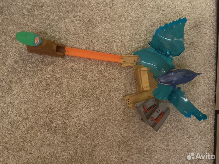 Схватка с Акулой Hot Wheels