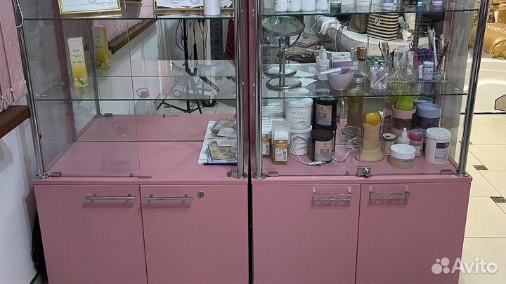 Косметологический шкаф