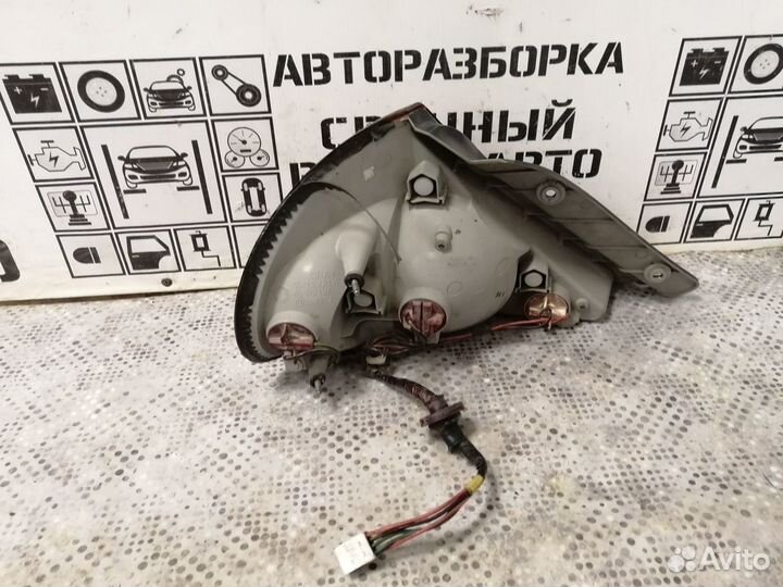 Фонарь задний правый для Kia Spectra