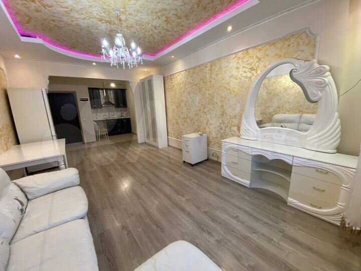 2-к. квартира, 55 м², 13/25 эт.