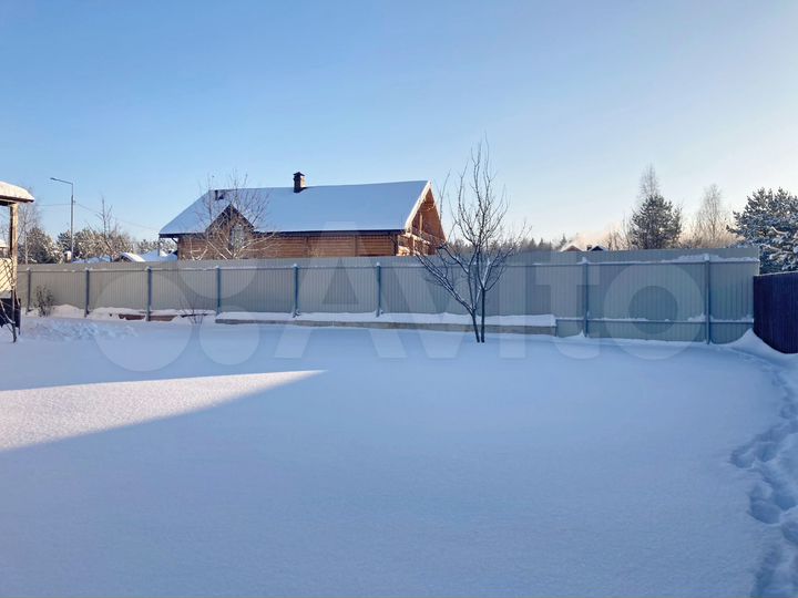 Дом 182 м² на участке 9 сот.