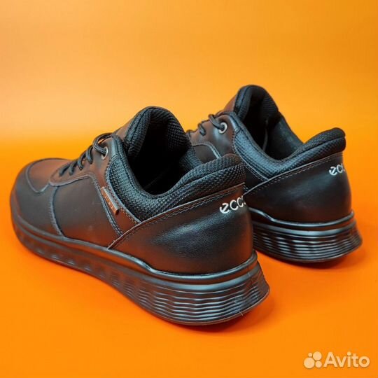 Ecco кроссовки