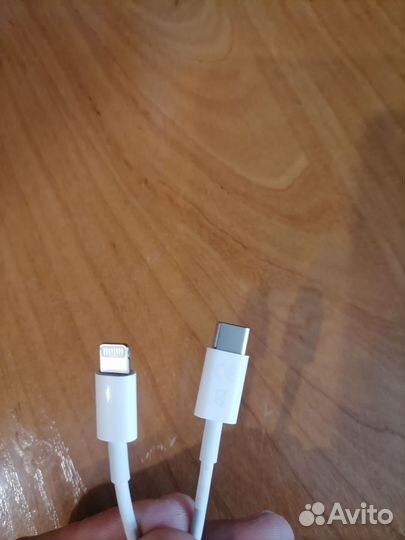 Кабель Apple USB-C