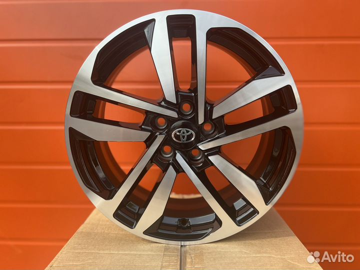 Новые диски 4шт R16 на Toyota Camry Corolla
