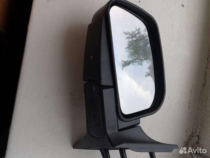 Боковое левое зеркало на ваз 2109,99,13,14,15