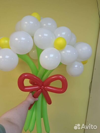 Букет ромашек из шаров