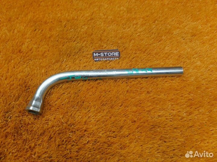 Балонник Volkswagen Passat B7 caxa 2012