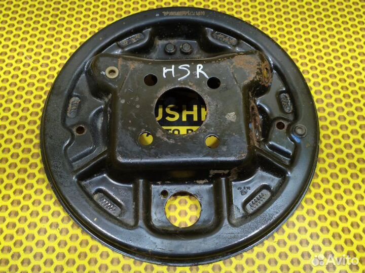 Щит опорный тормозного барабана задний правый