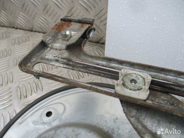 Стеклоподъёмник передний правый Ford Focus 2 2006г