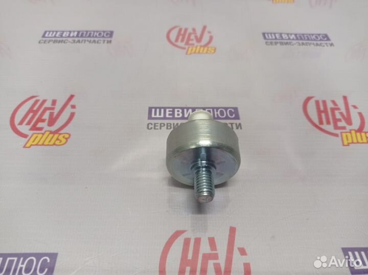 Датчик детонации Chevrolet Tahoe 2000г