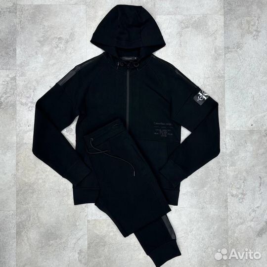 Спортивный костюм мужской новый