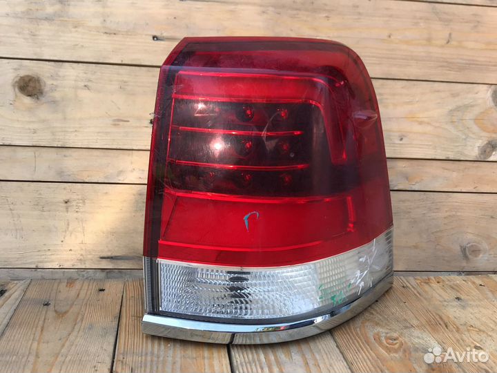 Фонарь задний правый лэнд крузер 200 land cruiser
