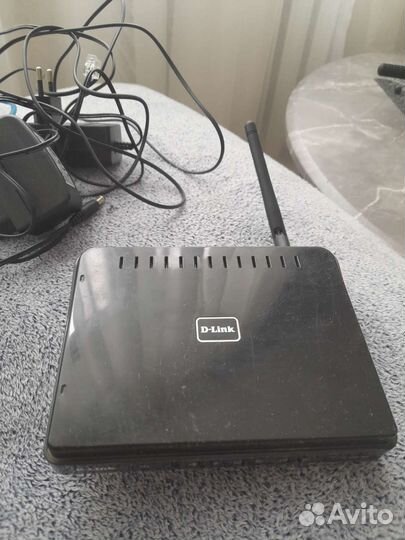 Маршрутизатор D-Link+5-Port Desktop Switch